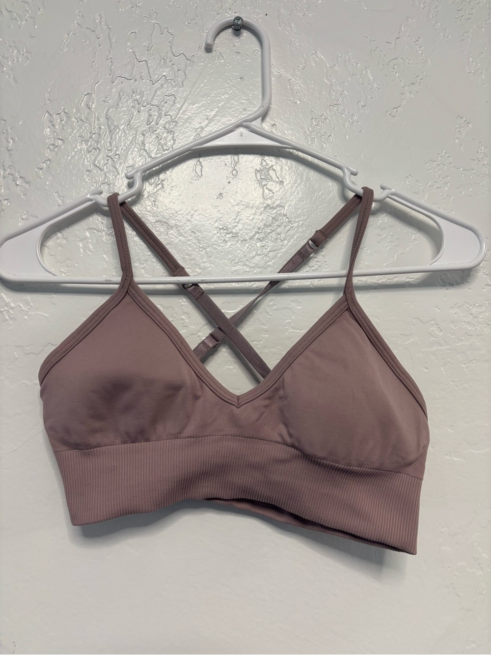 Womens size 0 Lululemon brand sports bra, #I1254